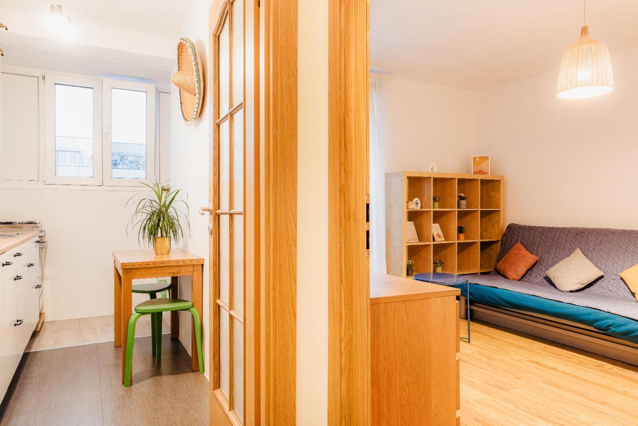 City Center Downtown Apartment Bucarest Esterno foto