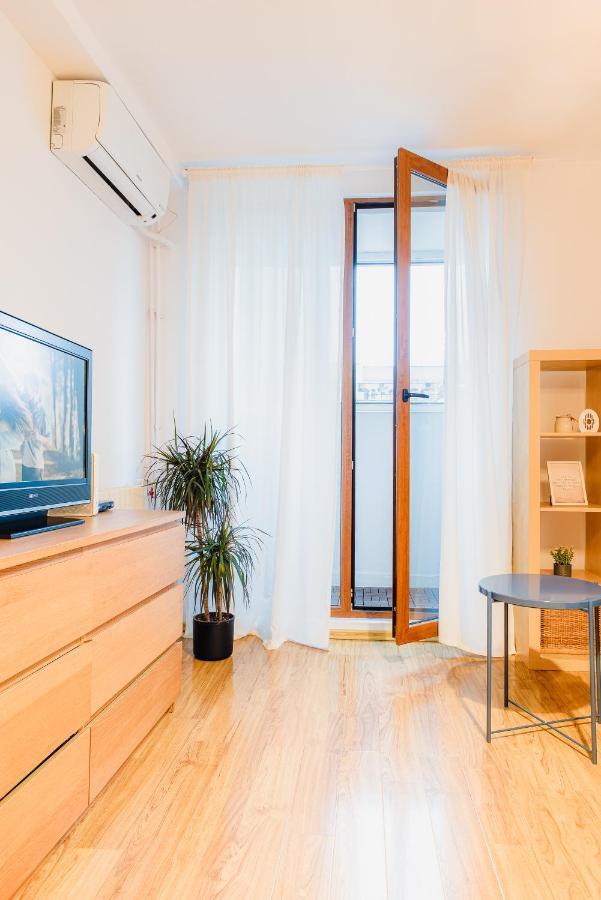 City Center Downtown Apartment Bucarest Esterno foto